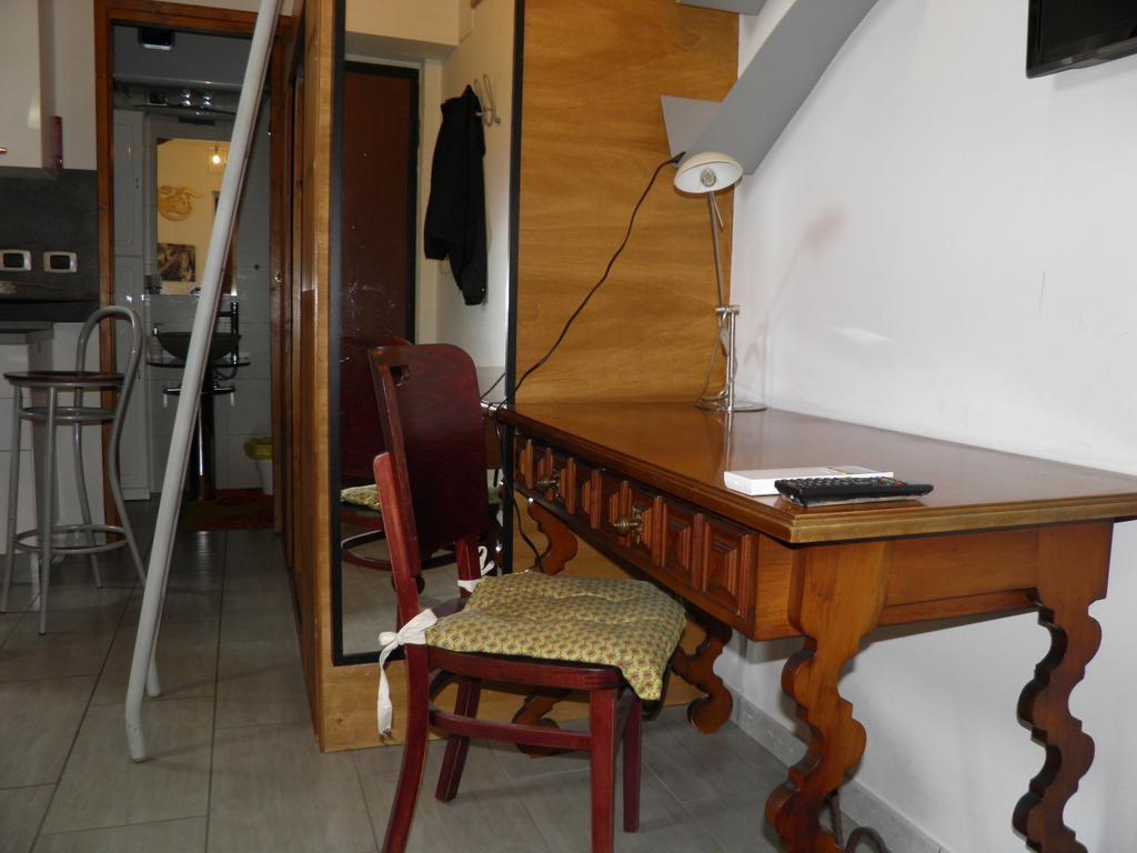 Apartamento La Mansarda Di Garibaldi Centro *