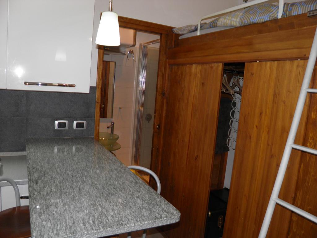 Apartamento La Mansarda Di Garibaldi Centro
